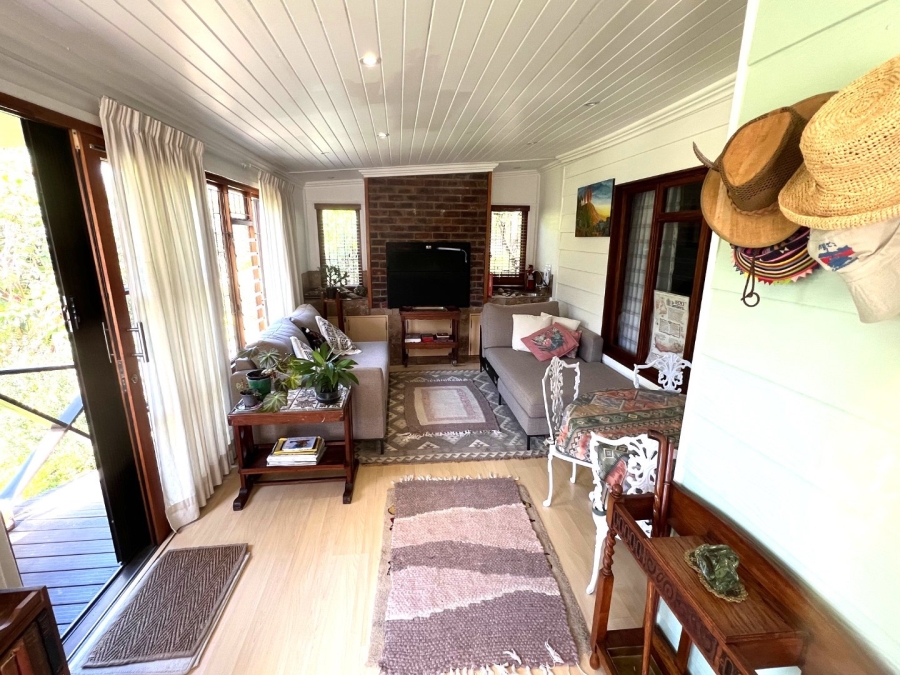 2 Bedroom Property for Sale in Harkerville A H Western Cape